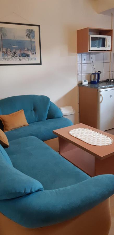 Antal Apartmanok 佐洛卡罗斯 外观 照片